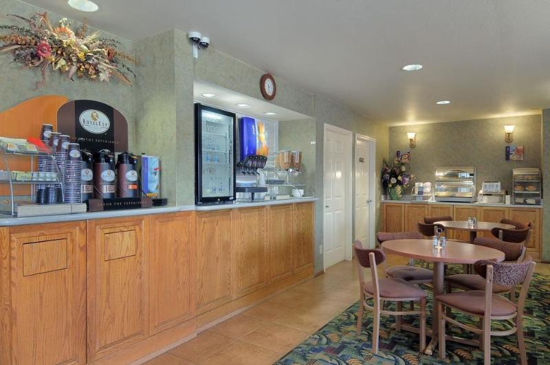 Motel Howard Johnson By Wyndham Newport Area